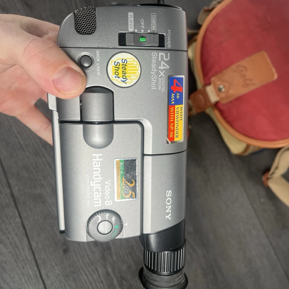 Sony Handycam CCD-TRV21E Video 8 Camcorder Vintage Vide Camera Retro READ - Image 4 of 4