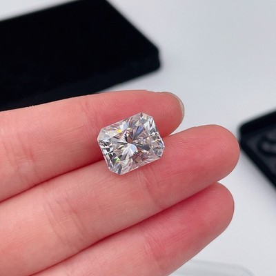4.80 CT Natural White Diamond Radiant Cut VVS1 D Grade IDGL Certified  V2