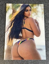 Photo Hot Sexy Beautiful Woman In Thong Round Bottom 4x6 Picture