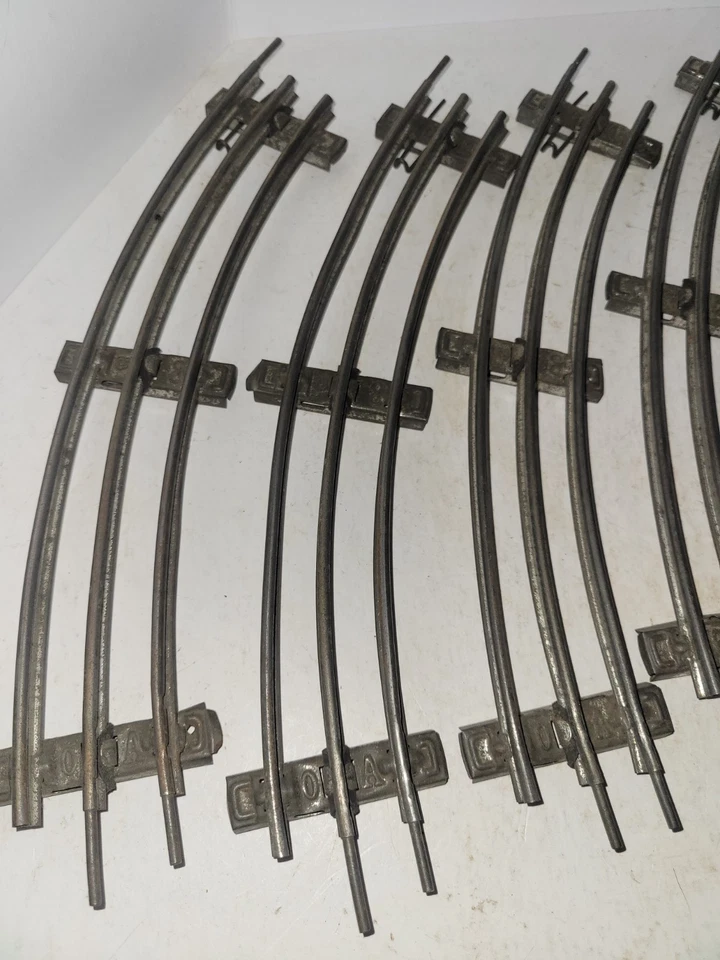  Vintage Marklin 3 Rail #8 Track (7) curved pieces - prewar - O Gauge  - Image 2 of 4
