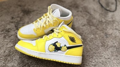 Air Jordan 1 Mid SE ''Dynamic Yellow Floral''