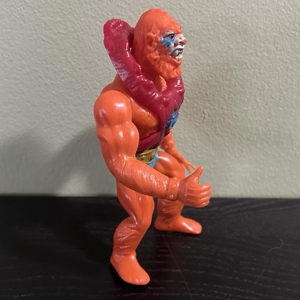 Boneco de ação vintage 1981 MOTU Mattel He-Man Beastman completo defeituoso - Imagem 2 de 4