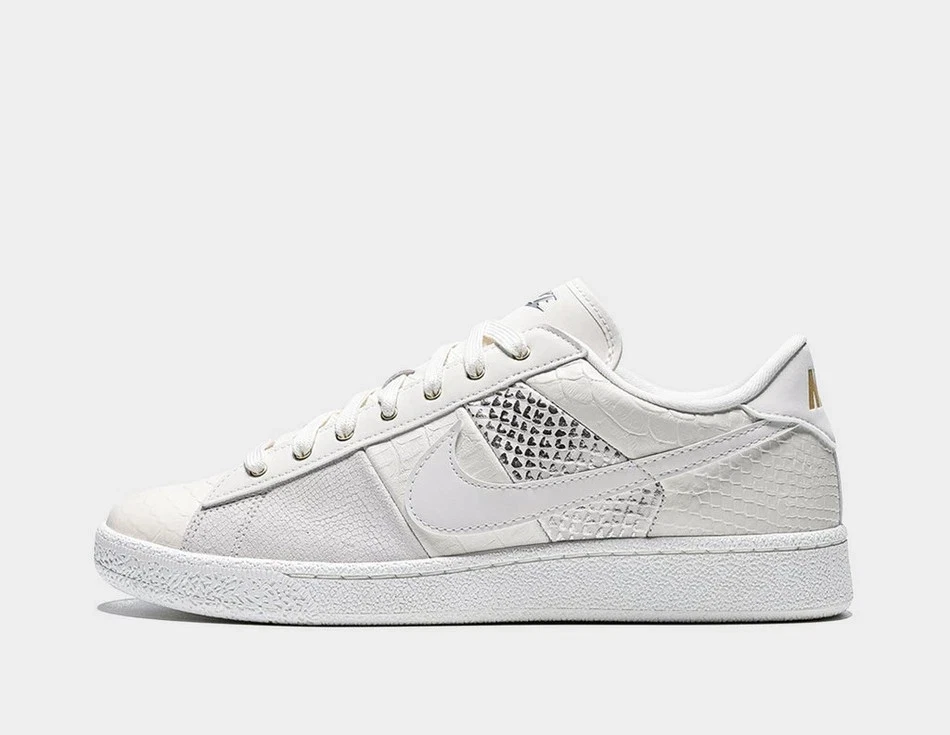 Nike Tennis Classic Men's Trainers in White Shoes