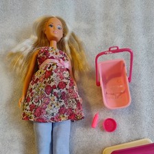 Simba Toys Steffi Love Pregnant Doll With Baby & Removable Belly Panel Toy