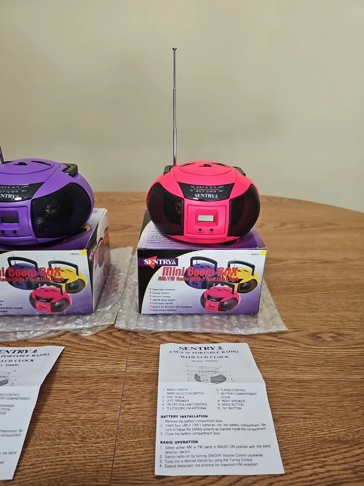 Sentrya Mini Boom Box AM/FM Radio 5 Function Clock NEW OLD STOCK Lot Of 3 Tested - Image 4 of 4