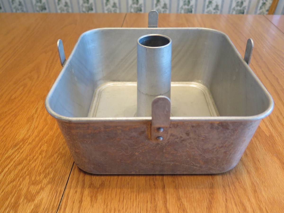 Angel Food Cake Stainless Steel Tube Pan Two-Piece 18 Cup Square