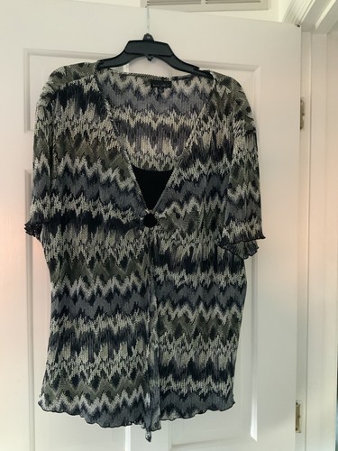 8 LOT Women's Tops Size 3X EUC - Picture 4 of 9