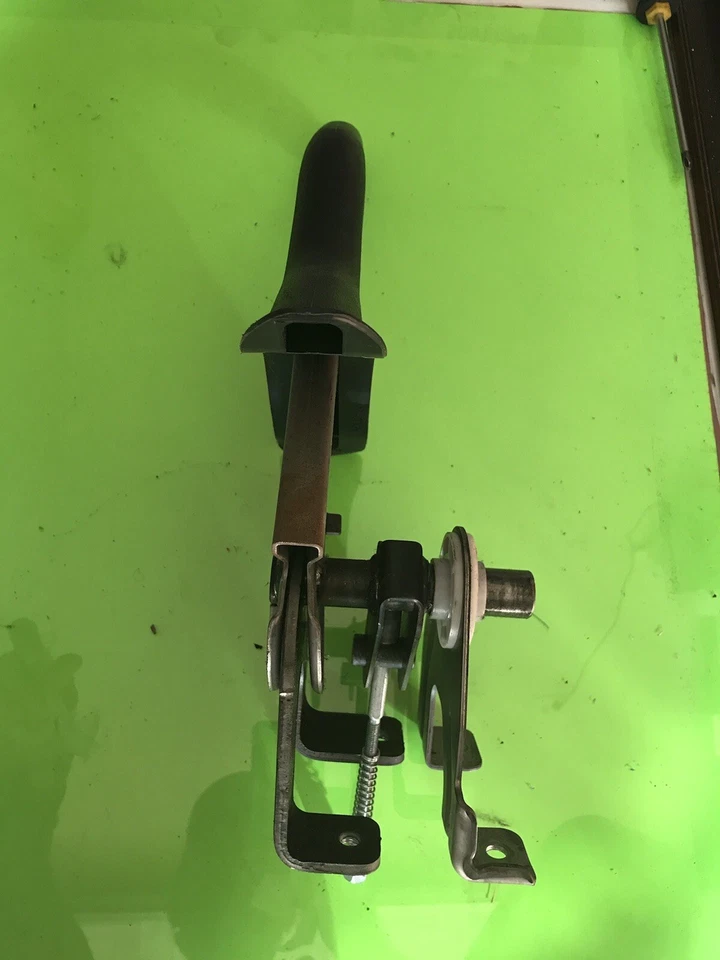 Manija de freno de estacionamiento de emergencia KIA SOUL 2010-2013 OEM Foto 4 de 4