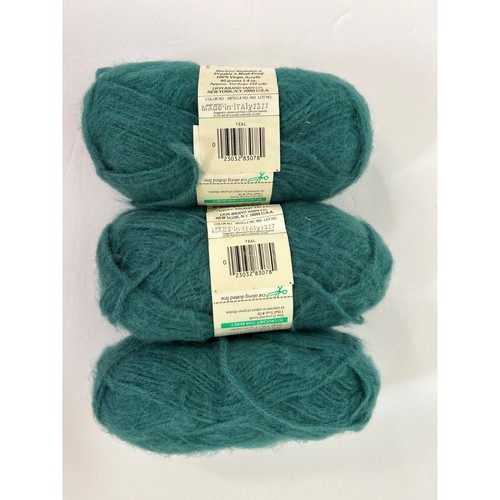 Lion Brand MOLAINE Teal Yarn Acrylic Italy 1.4 oz 3 ply AT533 Lot of 3 - Picture 4 of 6
