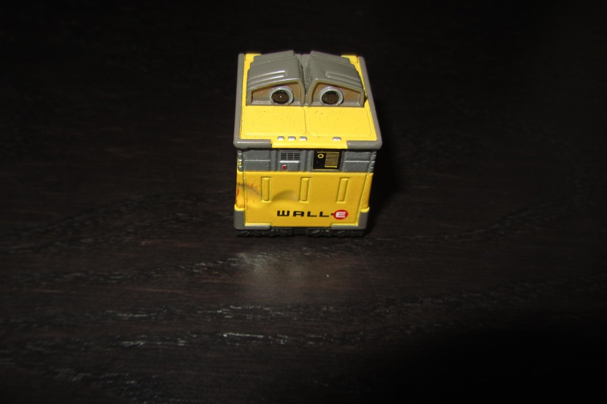DICKIE TOYS DISNEY PIXAR WALL-E MINI FIGURE FIGURINE ROBOT FREE