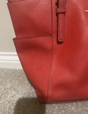Michael Kors Jet Set Saffiano tote bag  Red Leather, Zip great condition .