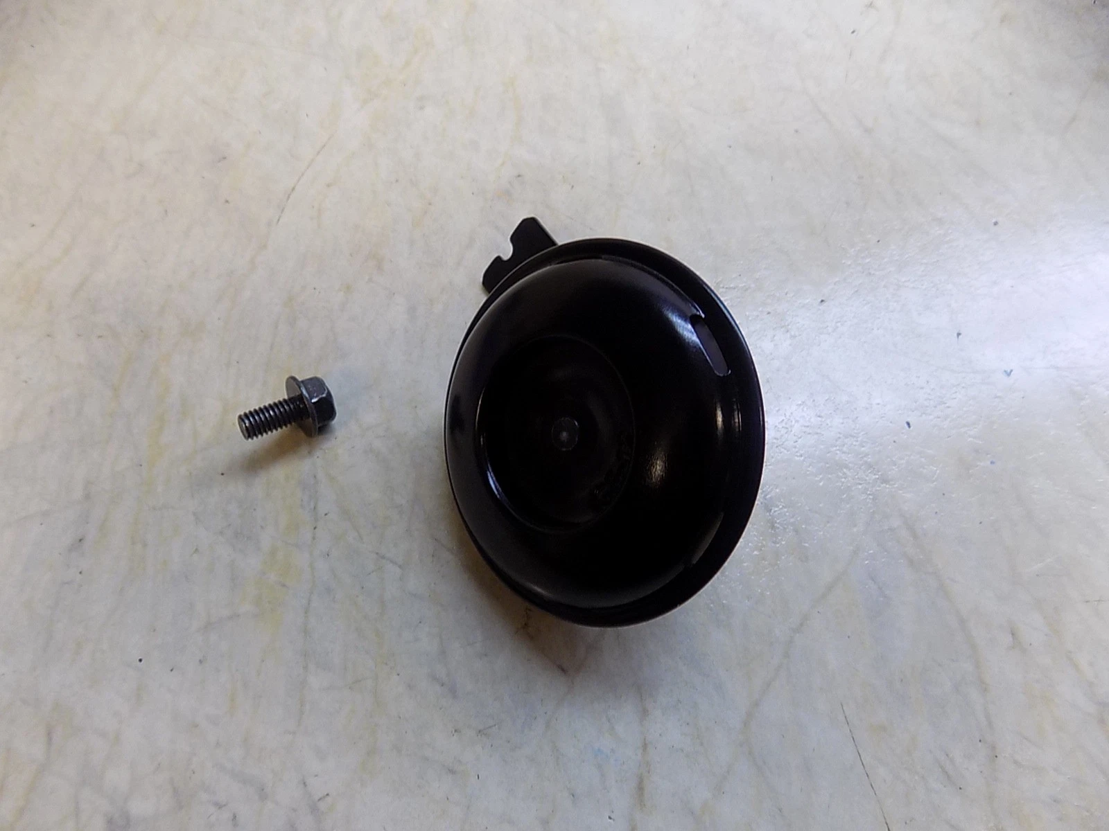 Yamaha TW200  Horn     5LB-83975-01-00  TW 200 2026 new  #2