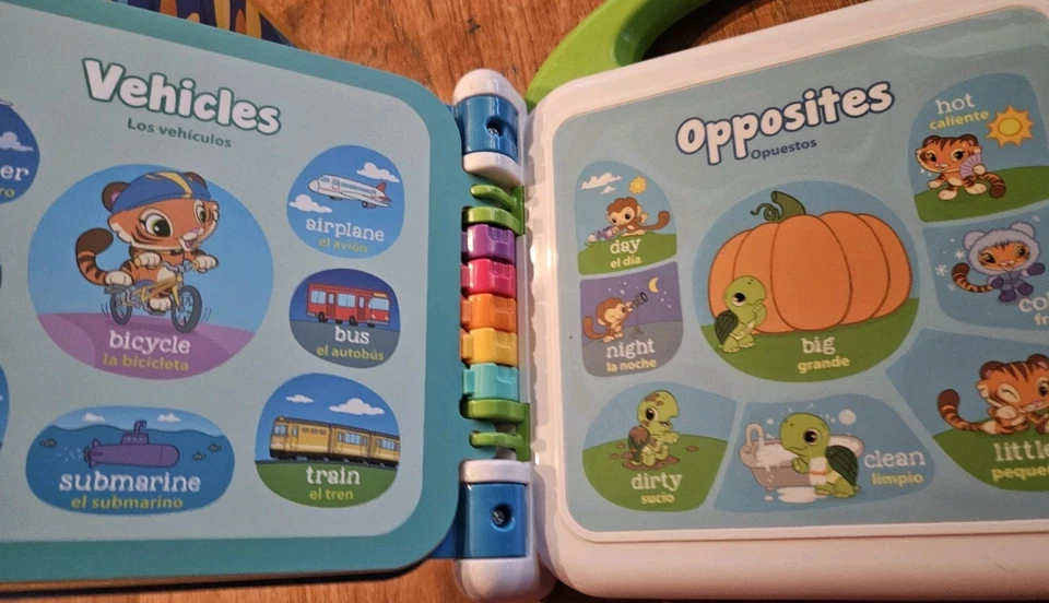 Leap Frog Learning Friends - 100 Words Book. English and Spanish Great condition - Image 4 of 4