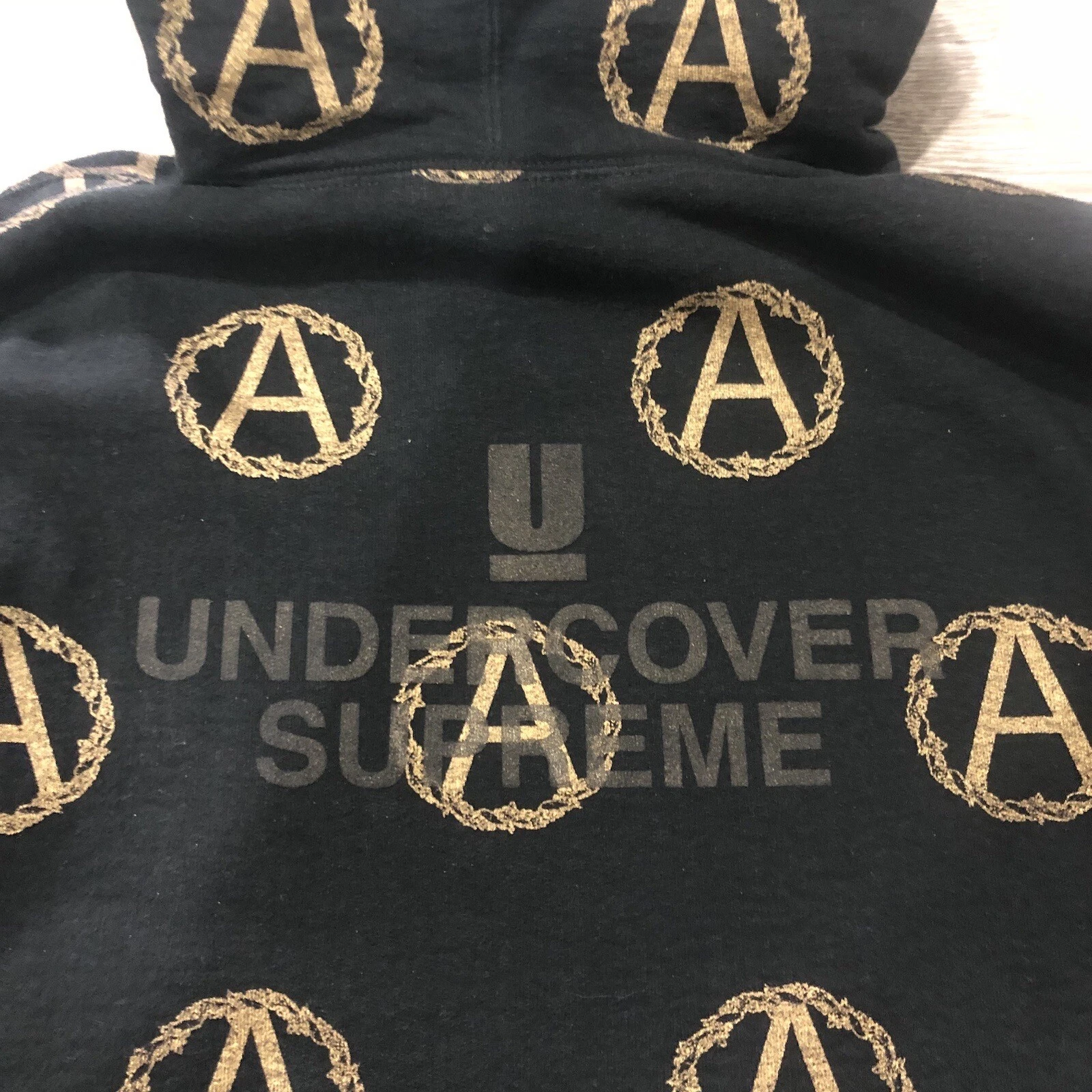 Felpa con cappuccio Supreme Anarchy Street Fashion Hype oro nero pullover medio