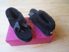 195 Tory Burch Aberdeen Shearling Suede Slippers Fur Lined Logo Black sz 8 NIB