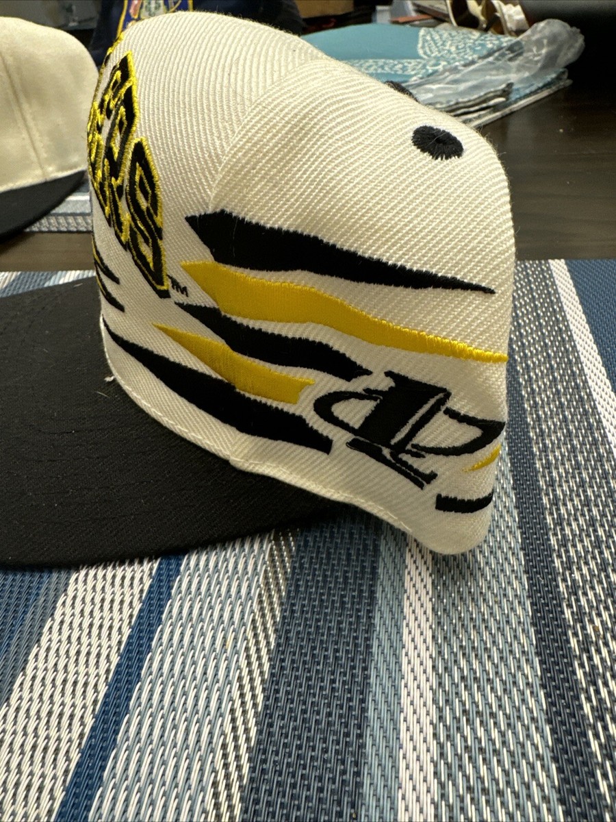 Vintage 1990's PITTSBURGH STEELERS Logo Athletic Diamond Cut