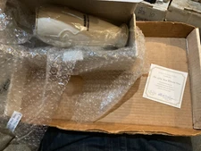 LENOX COLLECTION IVORY ROSE BLOSSOM MEDIUM GOLD VASE / CERT. +BOX NEW