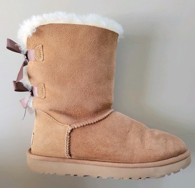 UGG Boots S/N 1016225 BAILEY BOW II Chestnut Women s Size 7 US Classic
