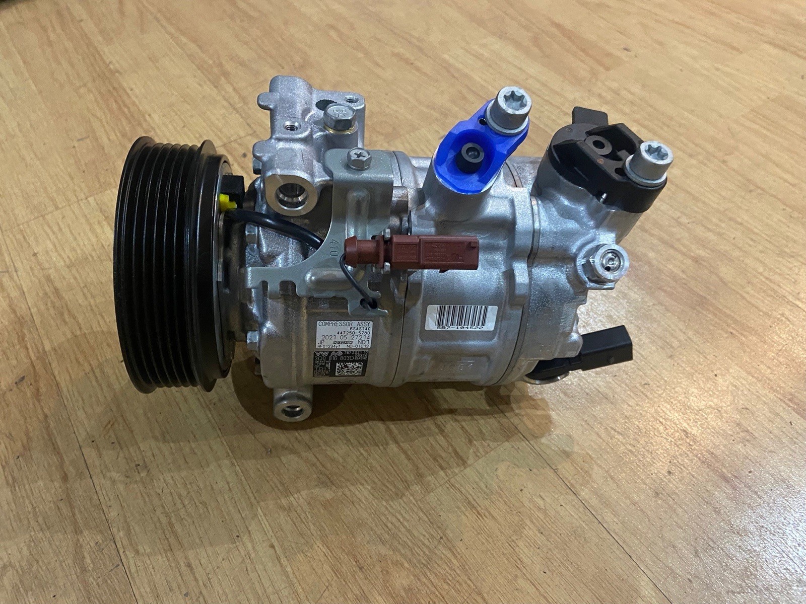 Compresseur clim 3Q0816803D haute durabilité pour Volkswagen