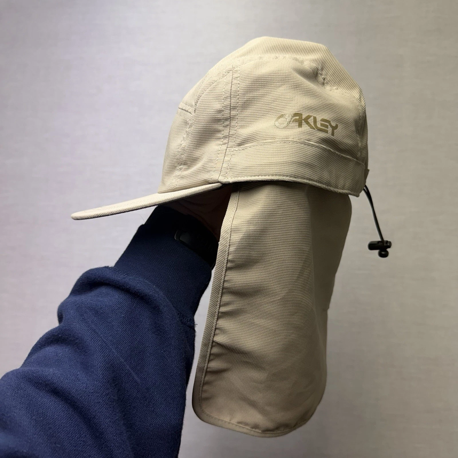 Oakley Sun Hat Cap Legionnaire Flap Beige Adjustable Hiking Fishing
Opens in a new window or tab