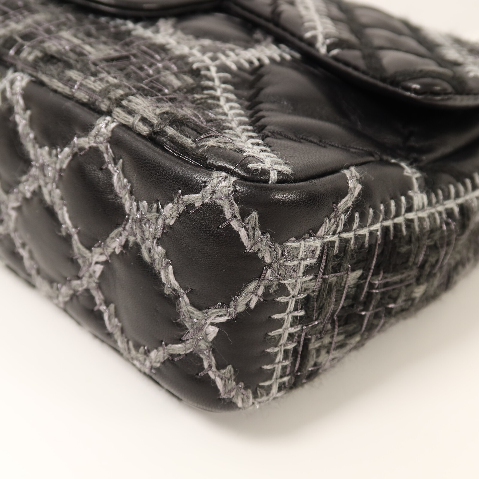 CHANEL CC SHW Medium Patchwork Chain Shoulder Bag… - image 12