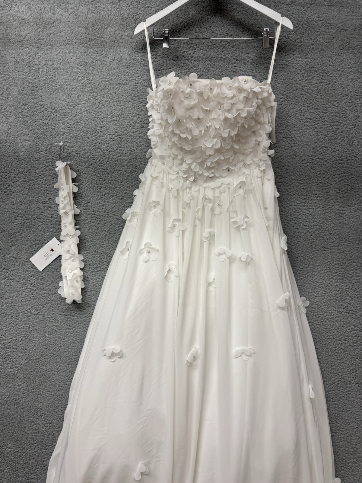 Emily Hart Women's Size 10 White Floral/Beaded Ball Gown W/Belt POG