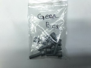 BMW K1200R Getriebe Schrauben Gearbox Bolts Screws (2) 07'