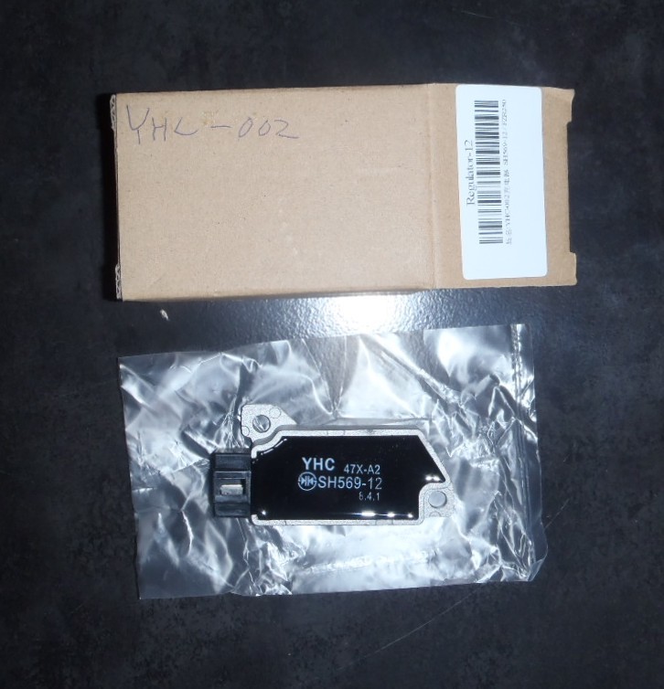Régulateur de tension pour réparer la panne de batterie TW 125