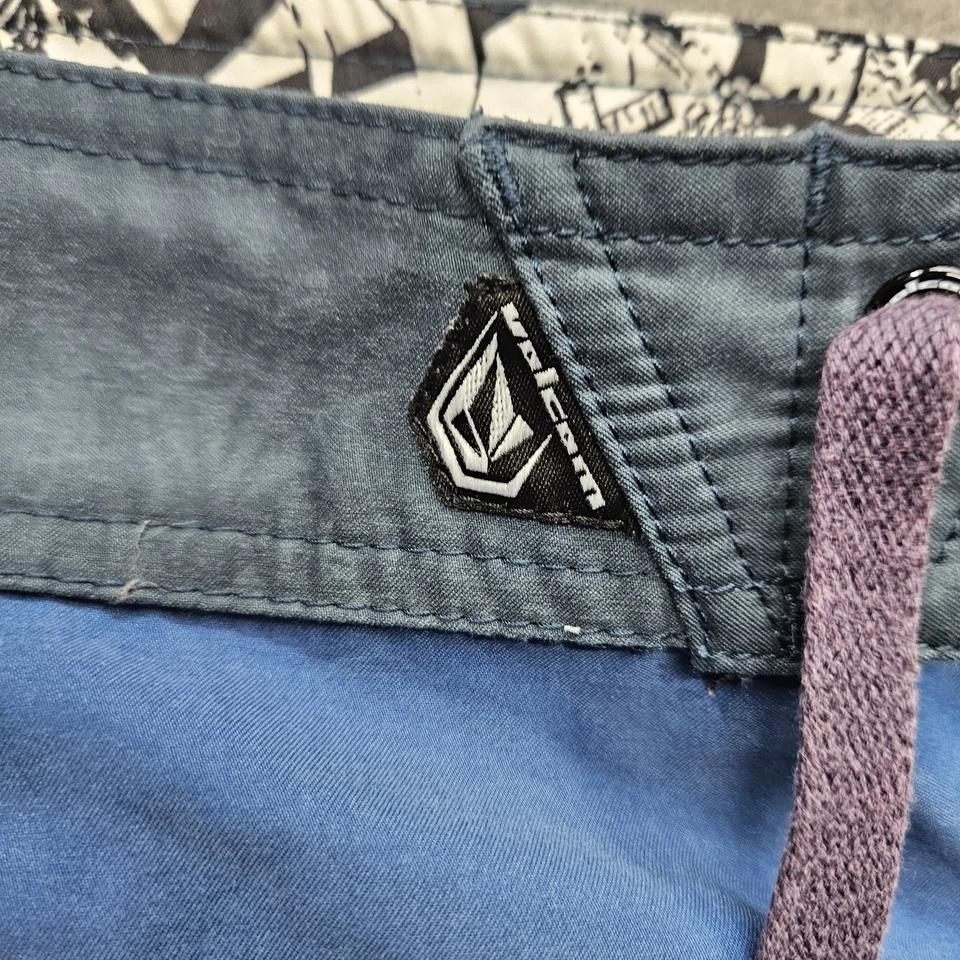 Volcom Men's 38 Blue Green Beach Shorts - Image 3 of 4