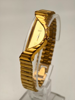 Rare Vintage Seiko Half Moon 1F20-5D59 Ladies Gold Tone Quartz