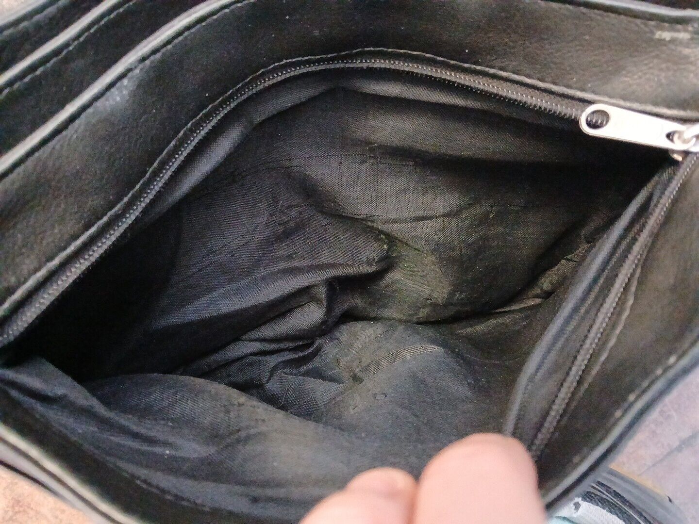 VTG 90's Black Leather Multi Pocket Crossbody Org… - image 10