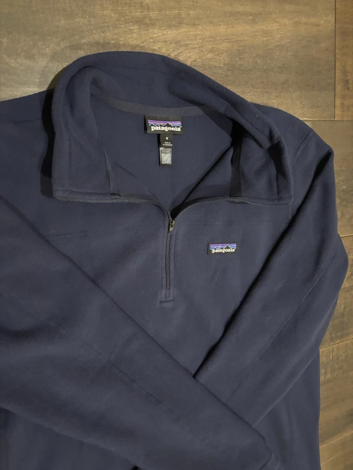 Men's PATAGONIA Micro D 1/4-Zip Fleece Pullover Navy Medium - Image 4 of 4
