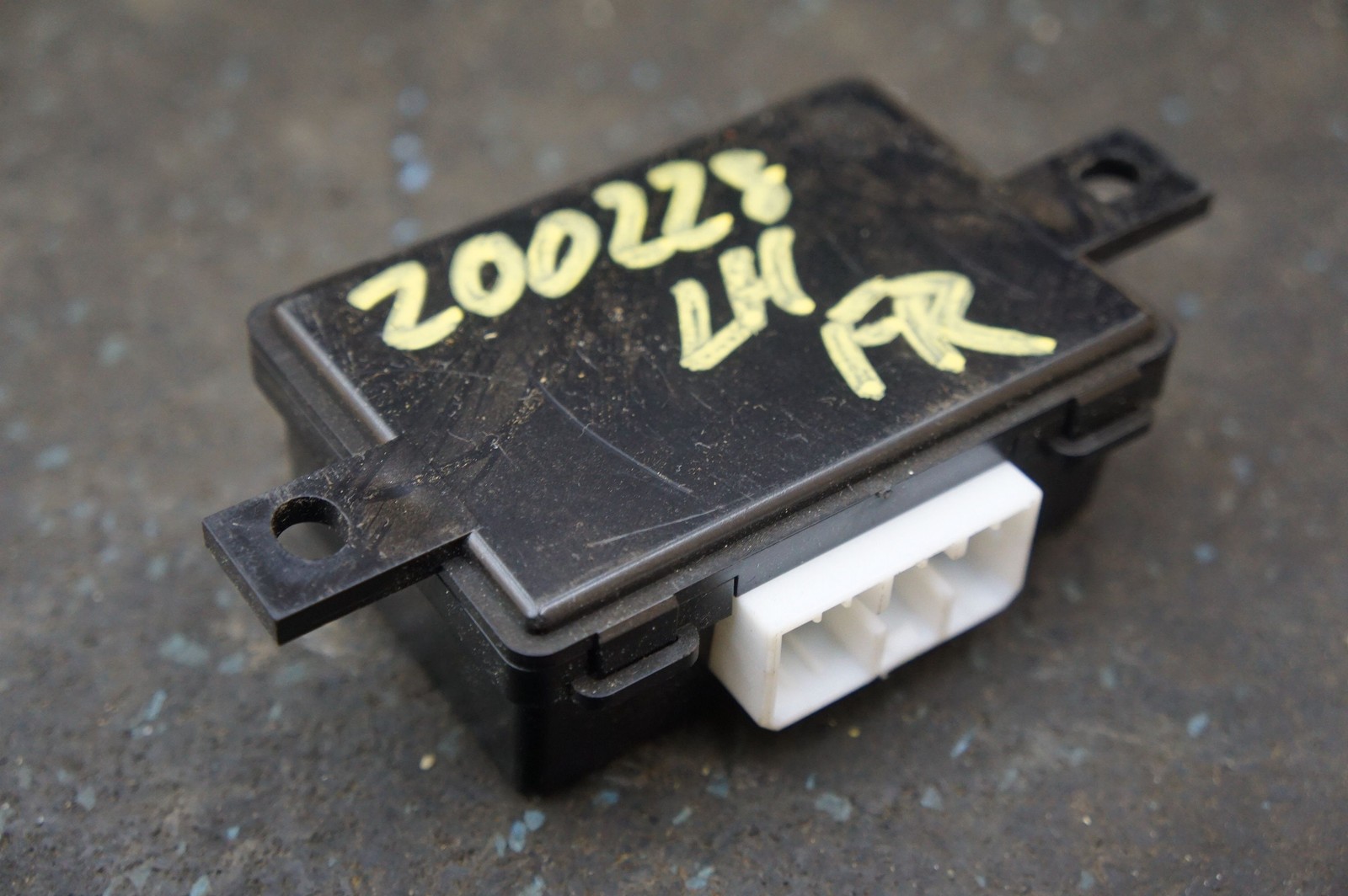 Hazard & Fog Lamp Light Control Unit Module Ecu Pm103676pa Bentley Arnage 2003
