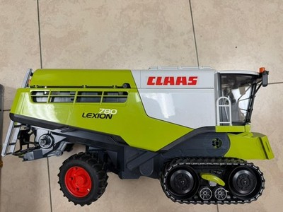 Bruder 02119 Claas Lexion 780 Combine Harvester