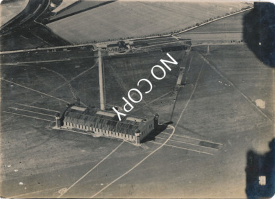 Foto Luftaufmahme Leipzig Zeppelin Halle um 1910 aus Doppeldecker X166