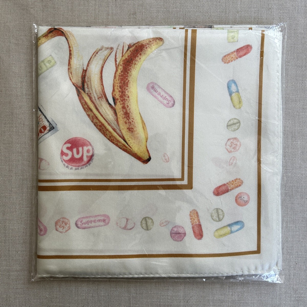 Sold Out) SUPREME “Trash Silk Scarf” SS23 BRAND NEW Aurel Schmidt
