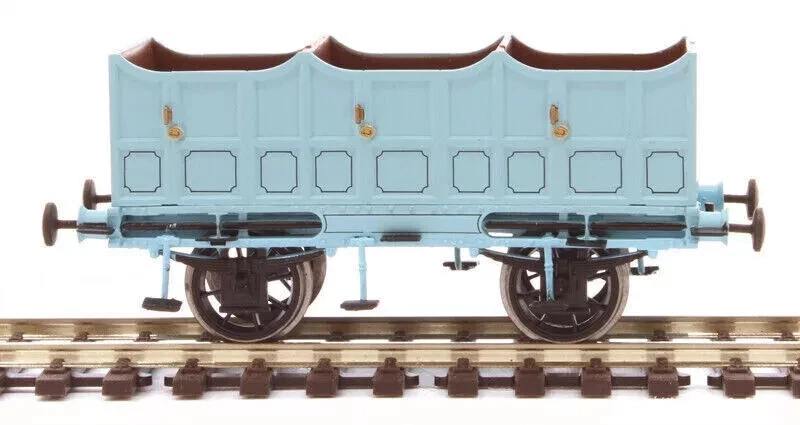 Hornby R3956 L&MR Stephenson's Rocket Mail Coach Pack 6 Pin DCC Ready NEW - Image 4 of 4