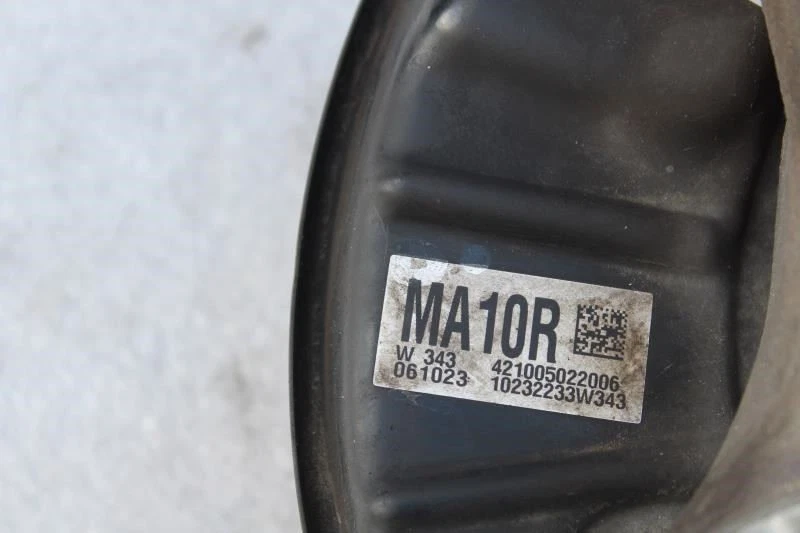 Lexus LS460 2007 lado del pasajero derecho nudillo trasero eje buje Foto 4 de 4