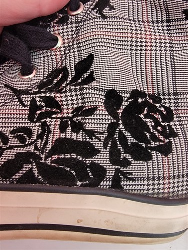 Womens 6.5 Air Walk High Top Canvas Black & White Floral Skater Sneakers Shoes - Picture 8 of 10