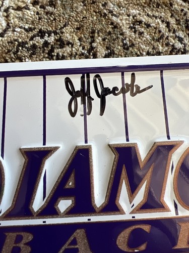 Signed 2001 AZ ARIZONA DIAMONDBACKS WORLD SERIES CHAMPIONS LICENSE PLATE MLB - Picture 4 of 8
