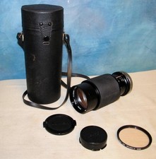 Vintage VIVITAR Macro Zoom 75-205mm 3.8 Canon Mount Camera Lens w/Case J618