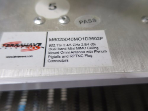 Mini MIMO RPTNC bi-bande TERRAWAVE M6025040MO1D3620P 802.11 2,4/5 GHz 2,5/4 dBi - Photo 6/6