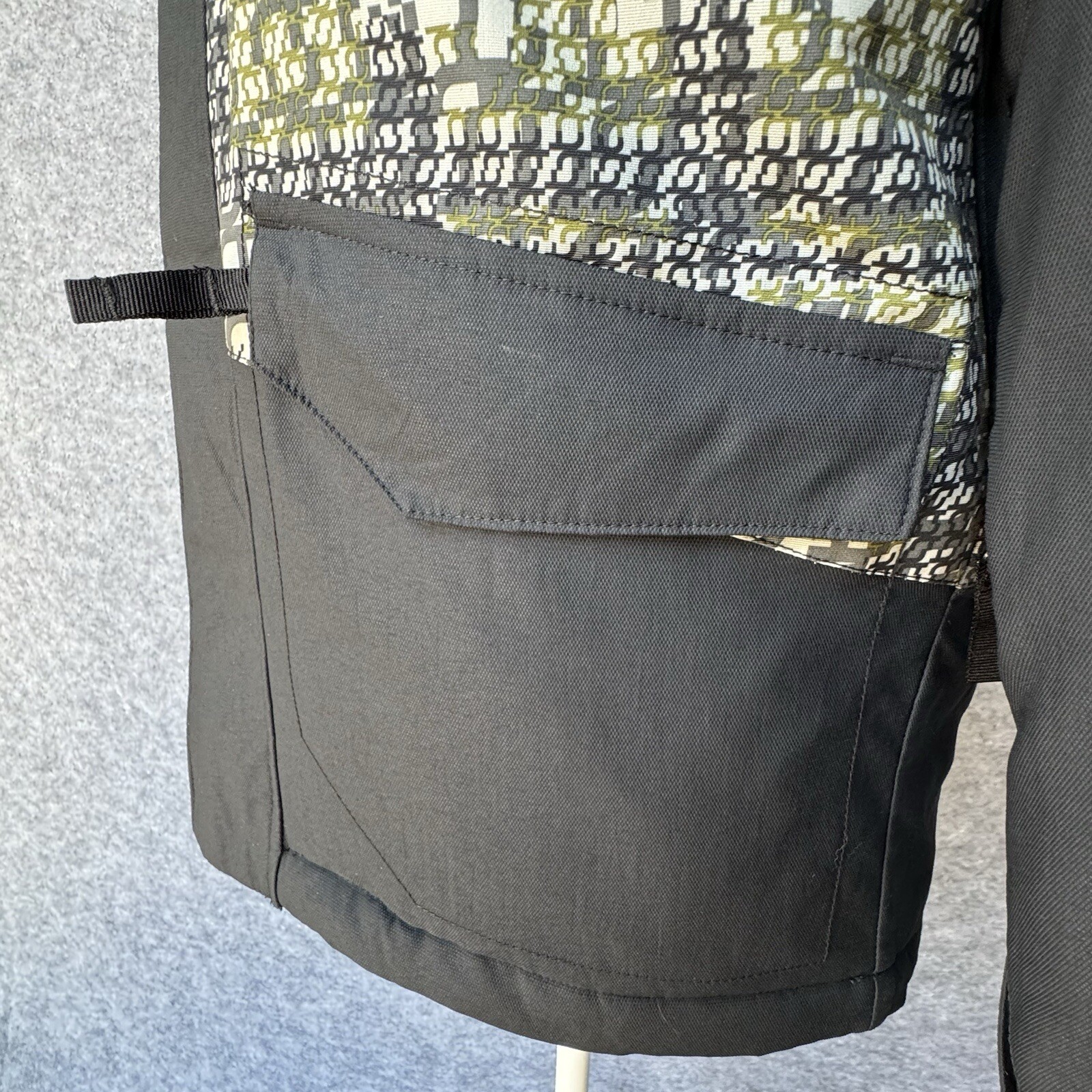 Picture 4 of 22