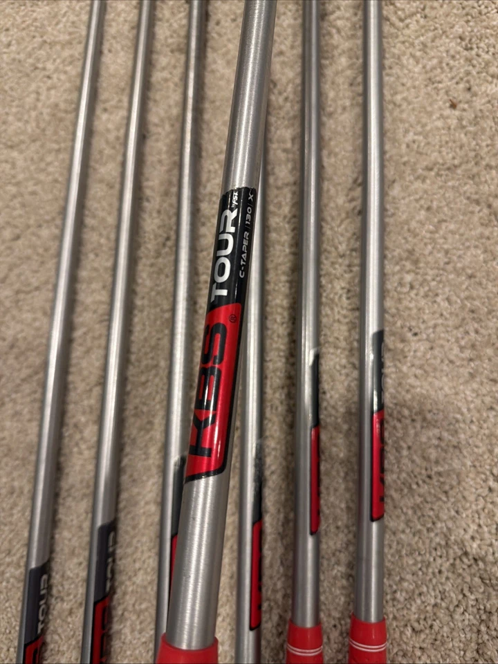 Titleist T200 铁杆套装 2021 4-PW 右握 KBS Tour C-Taper 130x 杆身 红色 Golf Pride — 第 3/4 张图片