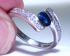 18ct Gold Ring Diamond Sapphire UK Hallmark Size M 1/2 Boxed