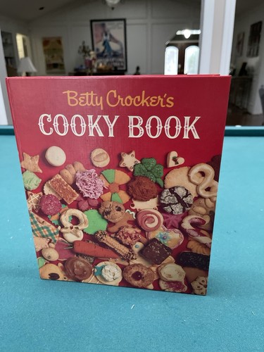 Facsímil Betty Crocker “Picture Cook Book” y Betty Crocker “Cooky Book” EXC - Imagen 2 de 6