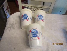VINTAGE Solo PBR Pabst Blue Ribbon 7 Oz Plastic Cup Give that Man Set 12 NOS 70s
