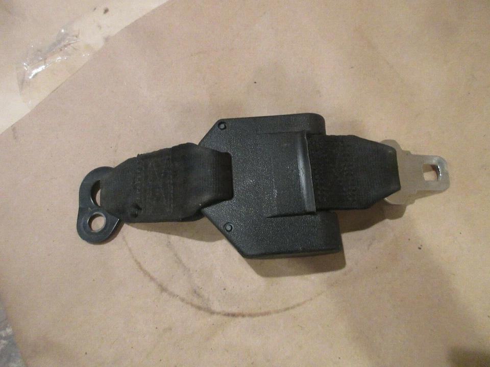 法拉利 Mondial 3.2,Mondial t- 后座带 -P/N 61245500 — 第 4/4 张图片