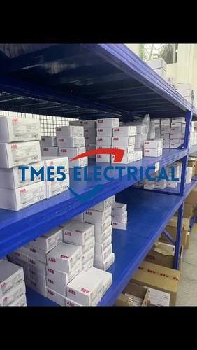 New 1756-IT6I2 Allen-Bradley ControlLogix enhanced thermocouple/mV input module - Picture 2 of 3