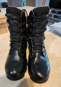 t*a様 ウルヴァリン　Bates GX-8 ゴアテックス サイドジッパー EW Amazon.com | Bates Men's GX-8 Side Zip Composite Toe Work